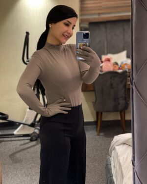 Jumana Karim Instagram - 🧿🧿🧿مشتاقه هوايه الكم وغيابي راح اعوضه الكم
#رمضان_يجمعنا