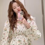 Jun Hyo-seong Instagram - 4월 이라니! 💌