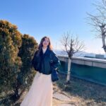 Jun Hyo-seong Instagram - 넘 추워어 🌬️