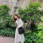 Jun Hyo-seong Instagram - 화이트 원피스 진짜 오랜만 🤍