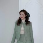 Jun Hyo-seong Instagram - 오랜만에 민트 💚