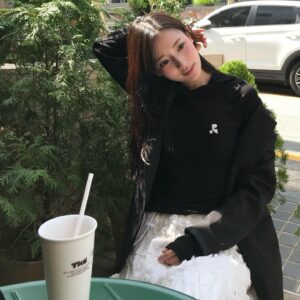 Jung Da-bin Instagram - 감사합니다 ♥ 🎁🕊️