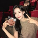 Jung Da-bin Instagram – 하이쿠키 많관부 🤎⏰