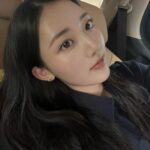 Jung Da-bin Instagram - 👣🦭