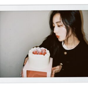 Jung Da-bin Instagram - 👧🏻🫧
