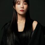 Jung Eun-ji Instagram - New☀️ 📸 @keep_young 💇‍♀️ @soonsookyu 💄 @makeuphyohyo 💃 @hijibin @damieez