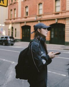 Jung Eun-ji Instagram - 🛩️