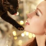 Jung Lea Instagram - My first Christmas with @aqua_chung 🐱🎄 감사합니다 @andrewkwon_studio 💛 Makeup: @hxeznee Hair: @eeeezy_