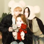 Jung Lea Instagram – My best friends 💛