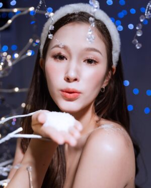 Jung Lea Instagram - 또 눈이 올까요❄️?