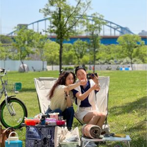 Jung Ryeo-won Instagram - .
윤주언니와 피크닉 🧺 🍹🍓
>_<
coming soon❤️