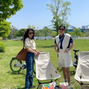 Jung Ryeo-won Instagram - .
윤주언니와 피크닉 🧺 🍹🍓
>_<
coming soon❤️