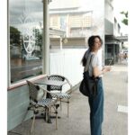 Jung Ryeo-won Instagram - . 변덕터지는 날씨 stroll- in @maisonloeuvre #광고 #루에브르