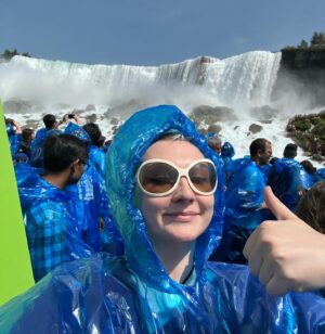 Juno Birch Instagram - Another year of absolutely stunning behaviour on this planet! Thank you to all the humans who have been part of my invasion ✌️👽🏳️‍⚧️