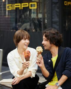 Juri Ueno Instagram - イタリア🇮🇹出身の店主の お店「Giapo」のICE CREAM。 金粉トッピングやチョココーンなど 種類も豊富で、 ランチ後の時間帯は列をなしてました！😄 ニュージーランドといえば 「Hokey Pokey(ホーキーポーキー)」 というアイスが有名。 やっぱりこちらにもありました✨ #ホーキーポーキー 留学生なら、知ってるかな？😆 アイス片手にウインドウショッピングなど 楽しいひとときを 過ごしました😌✨ @madamefigarojapon 📚📷 @giapokitchen 🍨🍦 gipao.com @purenewzealand 🇳🇿✨🦩 #auckland