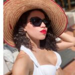 Jurnee Smollett Instagram - Sick in bed but reminiscing about summer days. Mentally here…please take me back to this magical place @stregispuntamita 🌊🌞🕶️ #summervibes #summerdays @stregispuntamita @howelltalentrelations #beachvibes