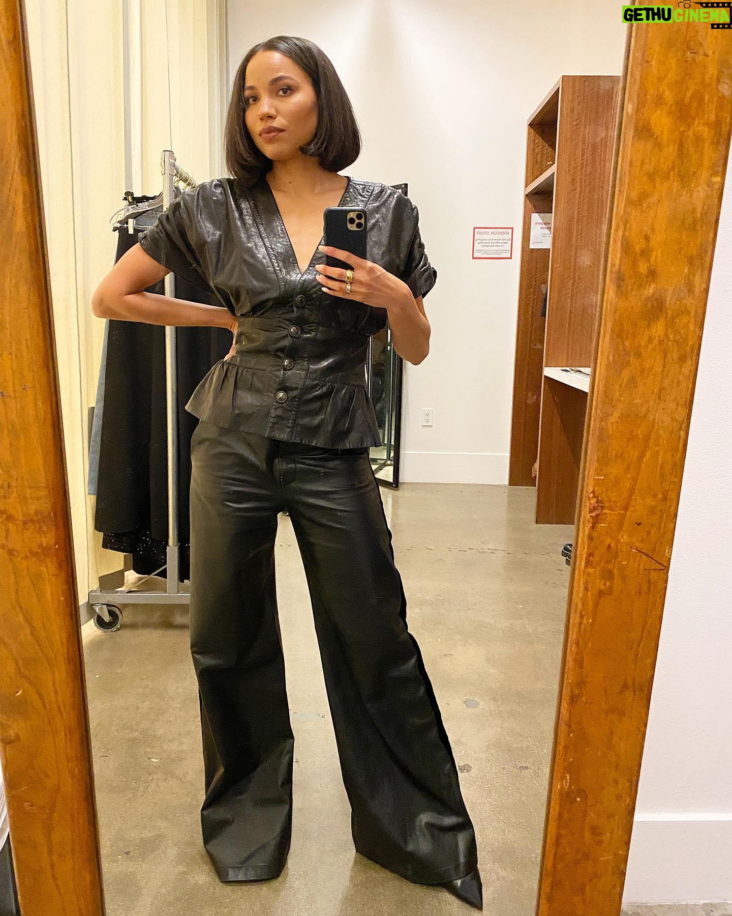 Jurnee Smollett Instagram - Head to toe 🖤…Yes, please and thank you 😜 @chanelofficial #fittings