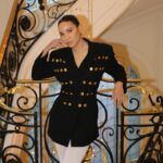 Jurnee Smollett Instagram - Quick 36 hours in Paris to celebrate one of my favorite people. Congrats to @nicolasghesquiere for marking an incredible 10 years at @louisvuitton. What a dream to witness the celebration. 📸 by the bff @talunzeitoun