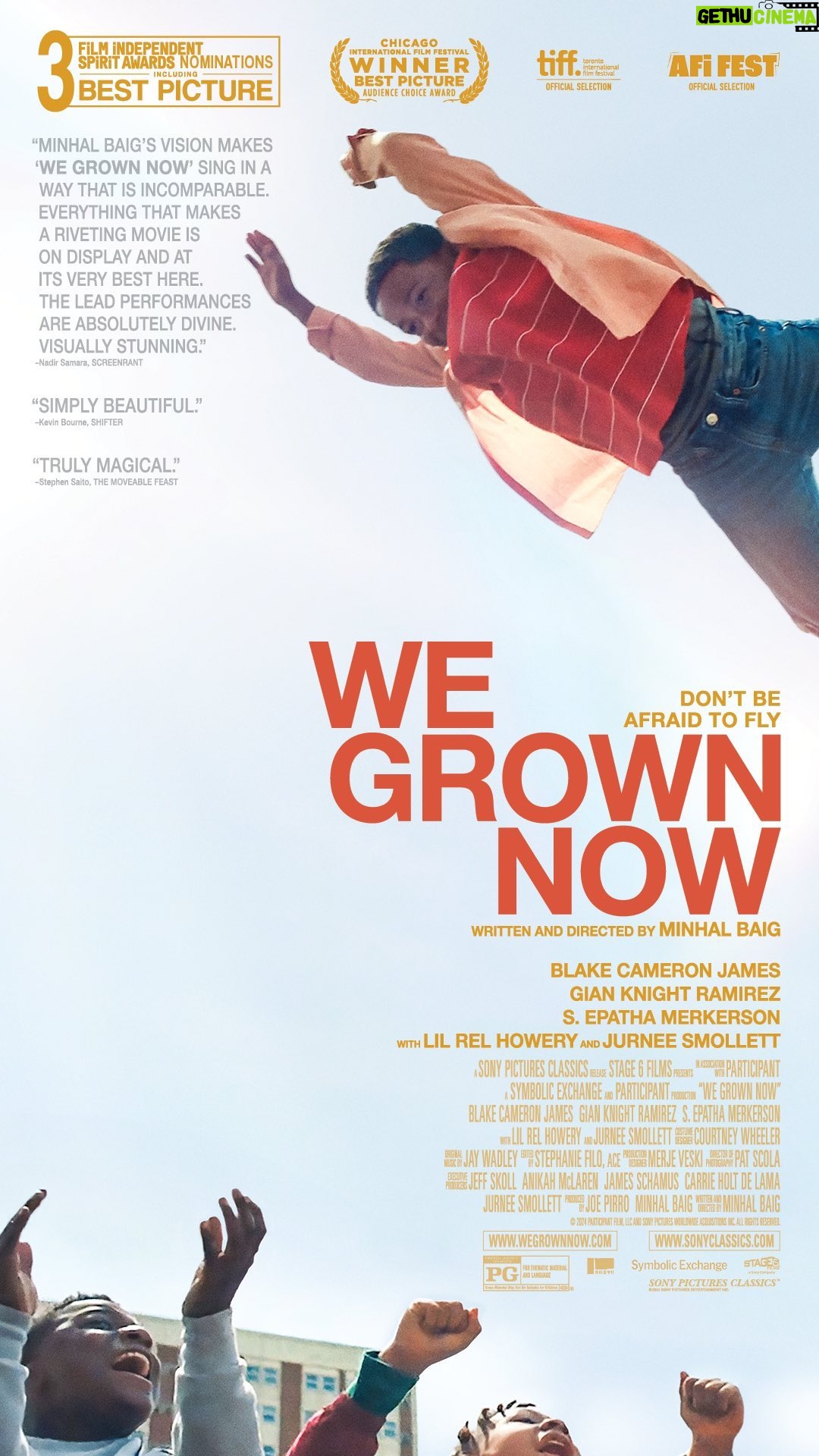 Jurnee Smollett Instagram - Don’t be afraid to fly. We made a film full of heart and soul. I cant wait for you to see this beautiful little gem. My beloved @minhal.pdf at the helm, and all of us serving her stunning vision. Proud to be a part of this amazing cast and producing team. S/o to @jjpirro @participant @stage6films @sonyclassics for being great producing partners. @blakecameronjames @merk2577 @comedianlilrel Gian and the entire cast for bringing it. Watch the official trailer for #WeGrownNow a film by @minhal.pdf. Only in theaters in New York, Los Angeles, and Chicago April 19. Goes wide on May 10th, MOTHER’S DAY weekend! ❤️ #WeGrownNow
