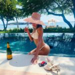 Jurnee Smollett Instagram - Sick in bed but reminiscing about summer days. Mentally here…please take me back to this magical place @stregispuntamita 🌊🌞🕶️ #summervibes #summerdays @stregispuntamita @howelltalentrelations #beachvibes