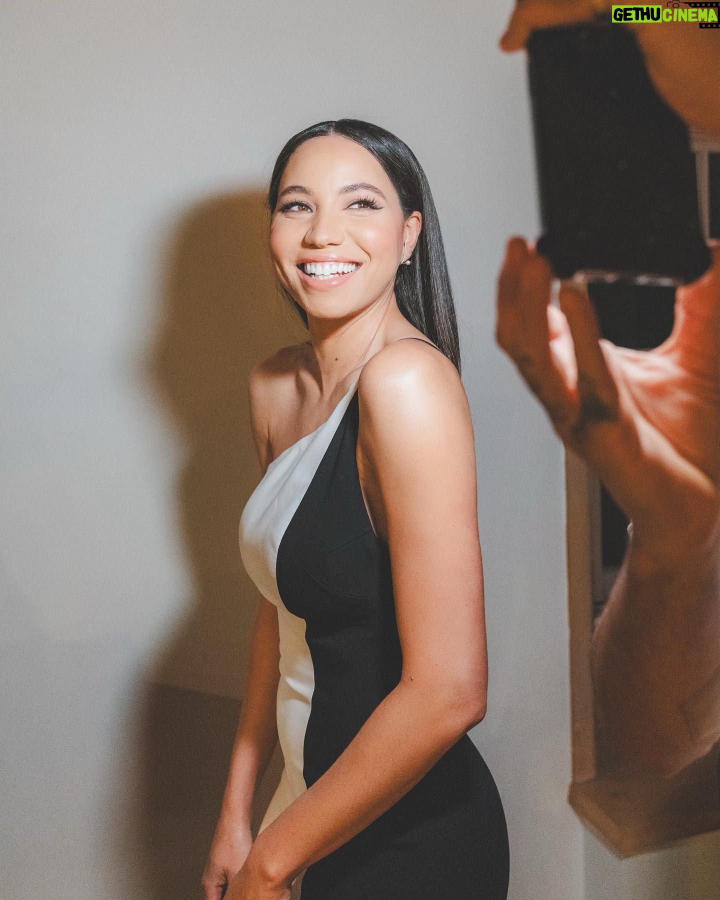 Jurnee Smollett - 62.8K Likes - š
šø @iziapluscamera