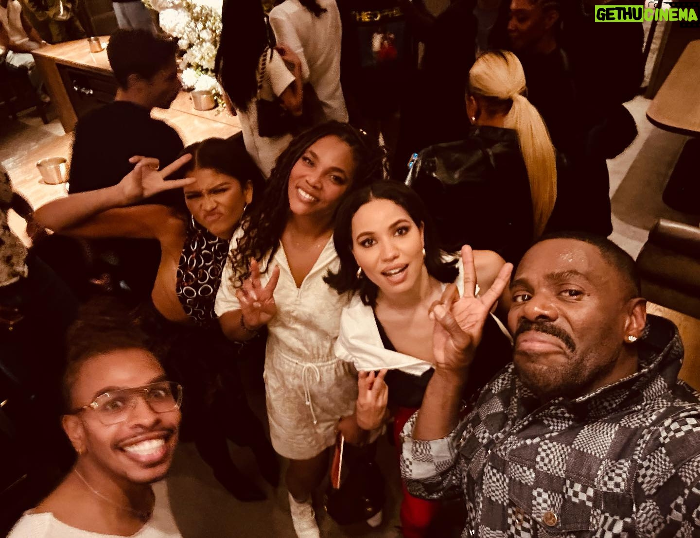 Jurnee Smollett Instagram - When the whole gang shows up to the @louisvuitton show. Epic times were had. Thank you @nicolasghesquiere and team for creating this magical space for us all to gather. 🙌🏽🙌🏽