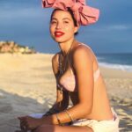 Jurnee Smollett Instagram – ☀️Warmer days☀️