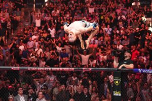 Justin Gaethje Instagram - As a kid I would catch myself wondering where I would be in my life at 35. If I knew I would be here I never would have worked hard enough to make it. One day at a time for 35 years and I have had the opportunity to do some amazing things, so much so that I can’t remember all the experiences but I know that little kid would be proud of himself for never giving up. Thank you for all the birthday wishes 🙏