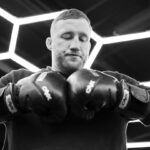 Justin Gaethje Instagram - Gloves back in stock. Click the link in my bio. Train like a champion @onxlabs