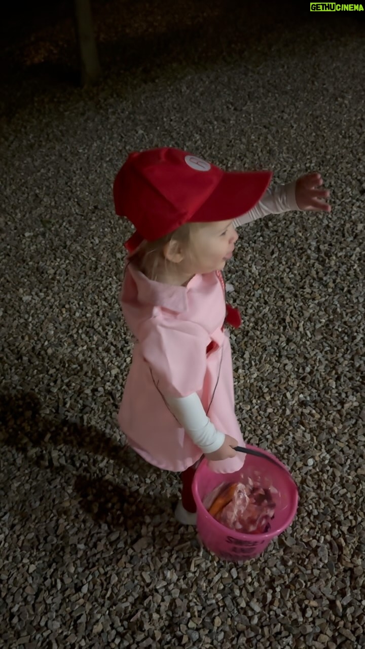 Justin Gaethje Instagram - My nieces are the best. I got to trick or treat with them and the family this year. You are not scaring her with a skeleton.