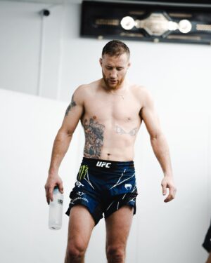 Justin Gaethje Instagram - #warready #ufc286