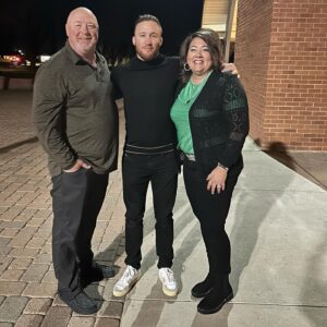 Justin Gaethje Instagram - Christmas mass is in the books. 10 days with these two has been a perfect holiday.