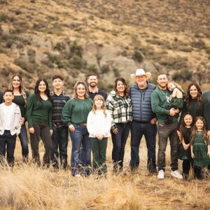 Justin Gaethje Instagram - Merry Christmas. It’s the uncle life for me. Love seeing my nieces and nephews grow up.