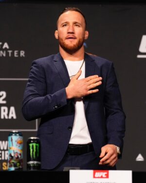Justin Gaethje Instagram - Max effort for my myself, my family, my coaches, and every one of you that have had my back on this crazy ride 🙏