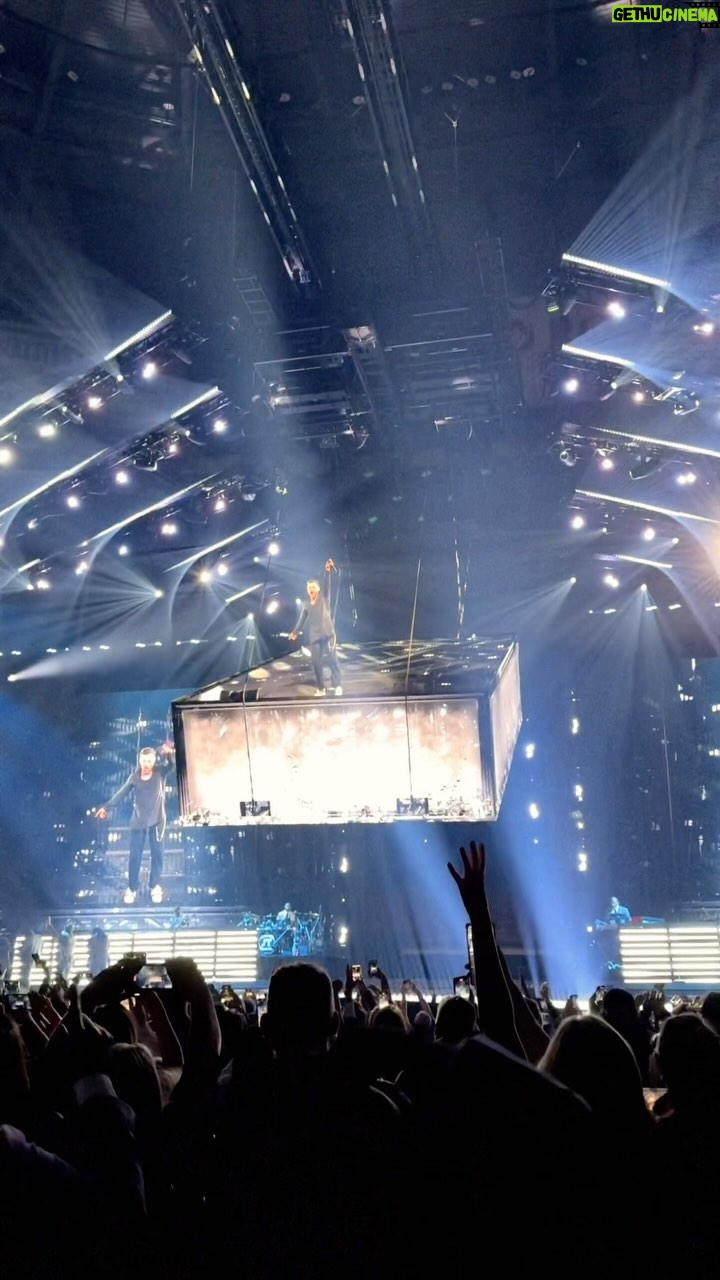 Justin Timberlake Instagram - SHOW 1. Thank you Vancouver 🇨🇦 #TFTWTOUR