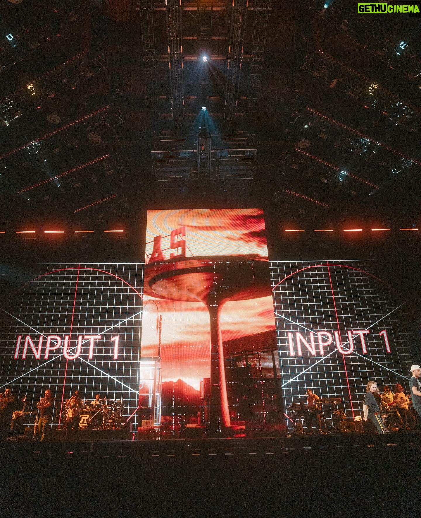 Justin Timberlake Instagram - Checking in from rehearsals. Getting ready for you. #TFTWTOUR
