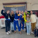 Justine Ezarik Instagram – Weekend snaps! What’d everyone do last weekend?? EMOJIS ONLY!!! 🛻🥋🎂🥟🛍️🤷🏼♀️
Only 6 days until Christmas!!!! 🎄