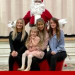 Justine Ezarik Instagram – NGL this breakfast with Santa was pretty epic hahaha. Great buffet, the grinch, Olaf AND Santa   a magic show and free tickets to ice skate!!! Will go back to skate another day bc we got sleepy after the meal and activities.