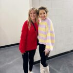 Justine Ezarik Instagram - Had such an incredible time at @lindseystirling’s Christmas show last night!! She’s still on tour so check the dates to see if she’s near you — it’s soo good! Love you, Lindsey!!! 🎄🎄
