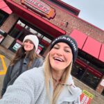 Justine Ezarik Instagram - Pre-Christmas festivities! Cookies, shopping and some early gifts for the child 🎄