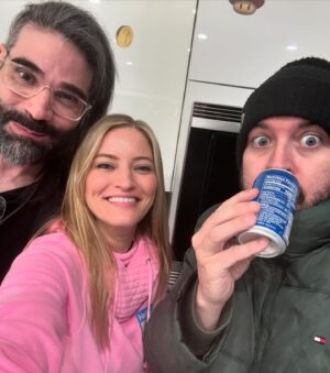 Justine Ezarik Instagram - I made this month a time to reflect, heal and celebrate with friends ✨ Thank you to so many amazing people who took the time to come hang and party with me over the course of this month 😂😂 I have had sooo many cakes, great chats and truly can’t believe it’s finally here haha

I’ve been subtracting 10 years every bday as a joke but this year I couldn’t do it because the Mac and I both turned 40!!! 1984 is too iconic not to own it 😜 HBD Mac! Thanks for the amazing cake @jennaezarik 👵🏻