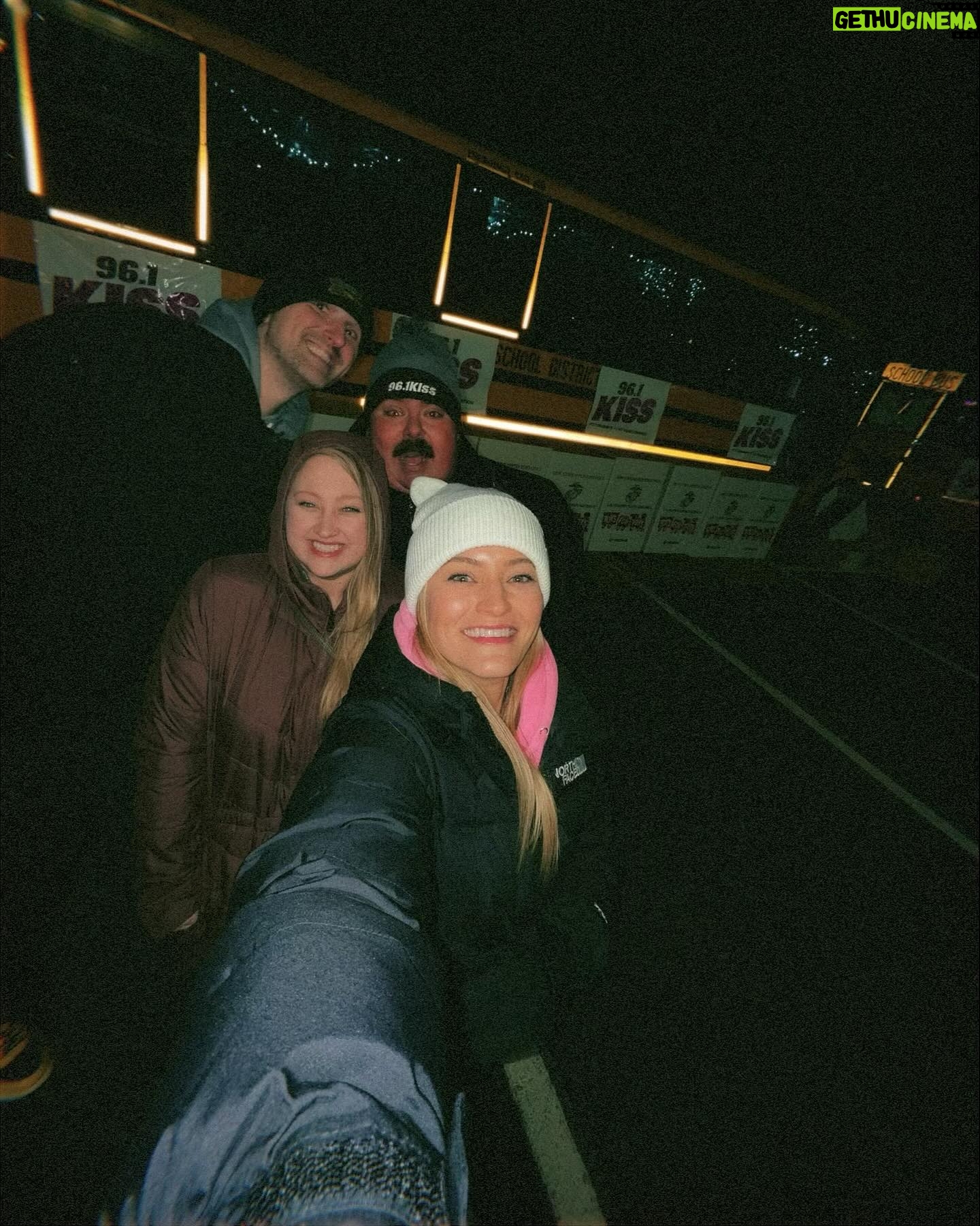 Justine Ezarik Instagram - Testing.. 1.. 2.. 3.. is this going to post 6 of the same photos in a row again???!!! 😂😂😂😂😂