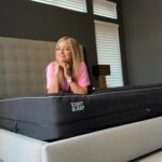 Justine Ezarik Instagram - Check out the link in bio or eightsleep.com/ijustine and use my code IJUSTINE at check out for $250 off the Pod Cover! I’ve been so obsessed with @eightsleep for the last year and it makes me not want to travel because I miss my temperature controlled autopilot bed 😂😴💤 #ad