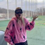 Justine Ezarik Instagram - Took Vision Pro to @topgolf! I think I did better while wearing it!!