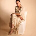 Jyothika Instagram - The classic beige! Styling @radhikamehra Assisted by @keyurisangoi Hair @prachina_hair Make up @devikasingh2 Photography @pranav.foto Outfit @akok.in Jewellery @sheetalzaveribyvithaldas