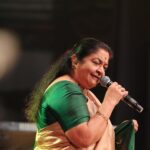 K. S. Chithra Instagram - Every morning feels like a gift when we think of K S Chithra Ji and the blissful memories from that unforgettable night! ❤️🎶 PC- @oodday_jadhav #ChithraMagic #MorningBliss #MusicMemories