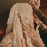 KAROL G Instagram - Mi primera MET 🧚🏻‍♂️✨🧝🏼‍♀️ @marcjacobs