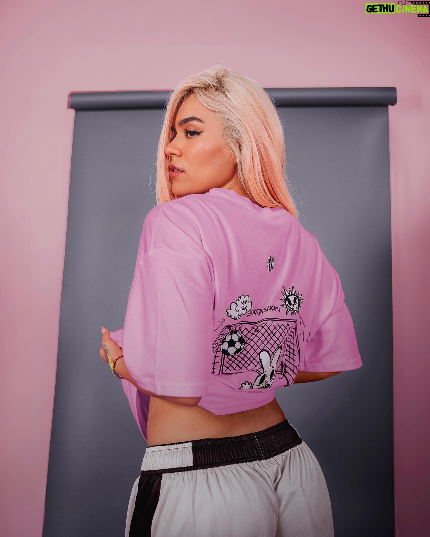 Karol G Instagram: Behind-the-Scenes