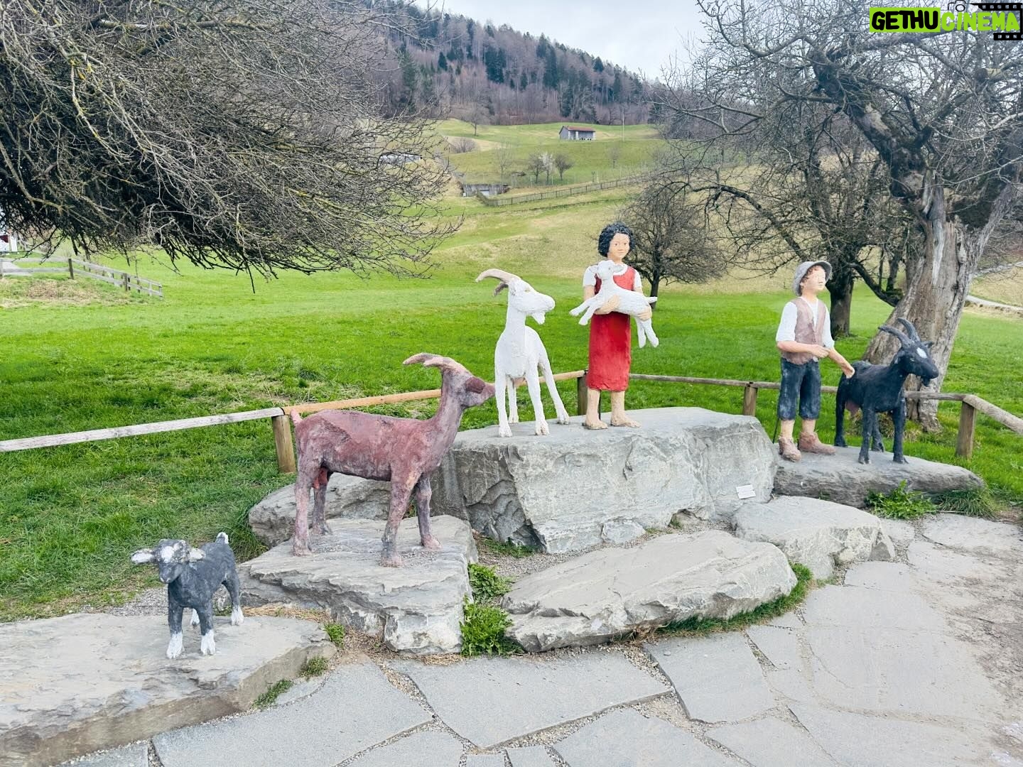K Brosas Instagram - Heidiland and Liechtenstein tour galore.. si heidi na cartoons noon nandito lang pala hihi.. lablablab! #galawgalawbagopumanaw #solotraveler #BucketList #switzerland🇨🇠😅🥰