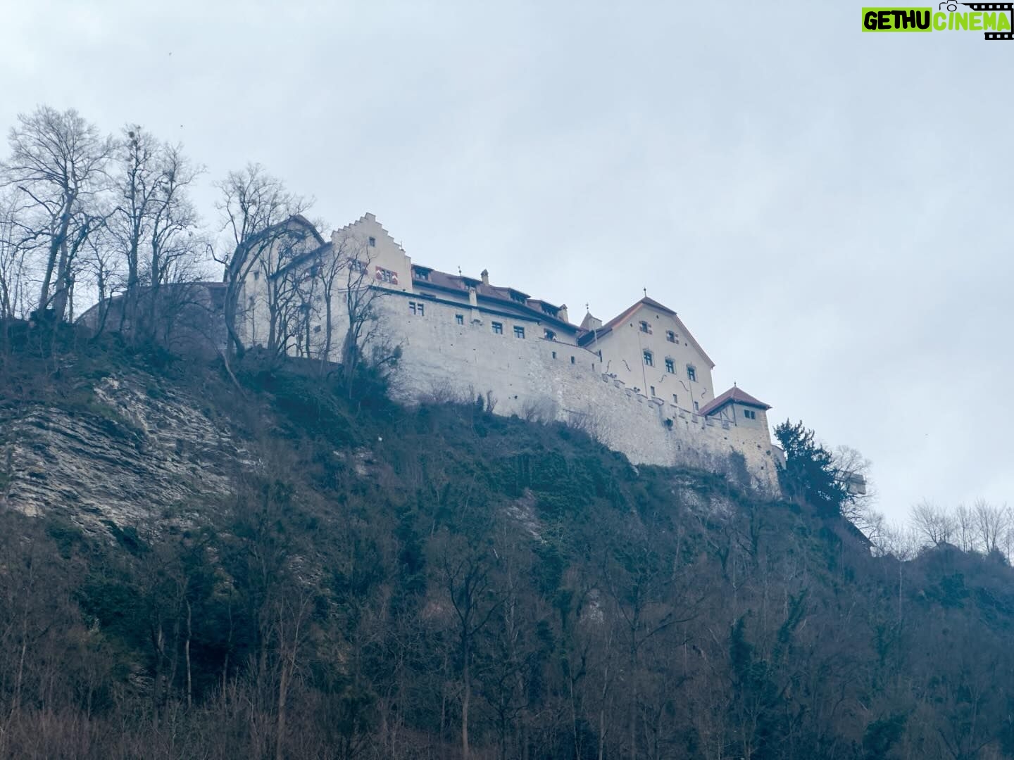 K Brosas Instagram - Heidiland and Liechtenstein tour galore.. si heidi na cartoons noon nandito lang pala hihi.. lablablab! #galawgalawbagopumanaw #solotraveler #BucketList #switzerland🇨🇠😅🥰